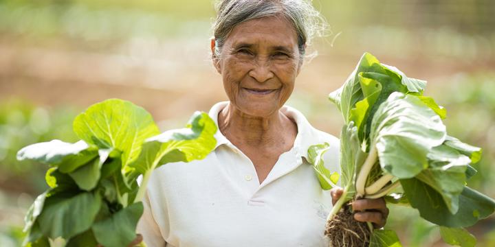 lady with vegetables