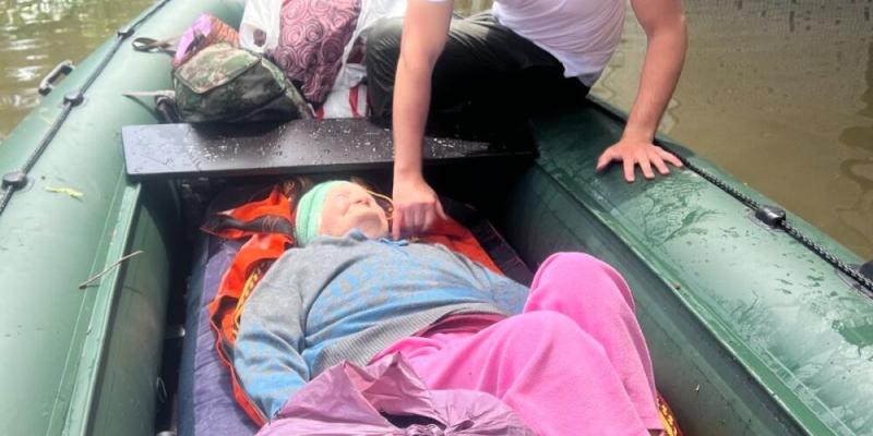 Samaritan's Purse is partnering with churches in Ukraine to help the victims of flooding in Kherson