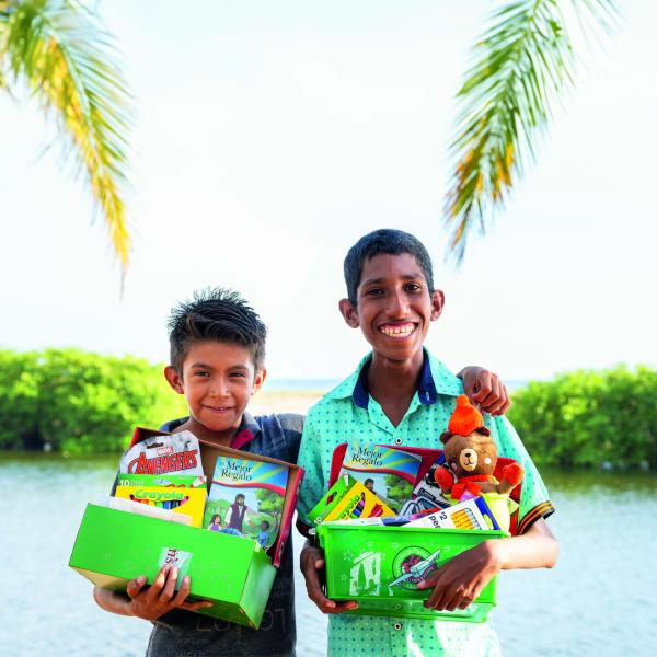 Support the Operation Christmas Child Project