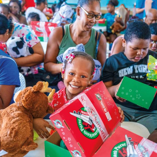 Support the Operation Christmas Child Project