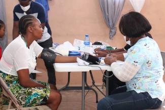 Basic health needs can take a back seat when facing hardship or crisis, so Samaritan’s Purse helped to care for the displaced through mobile medical clinics, as well as with food and hygiene kits.